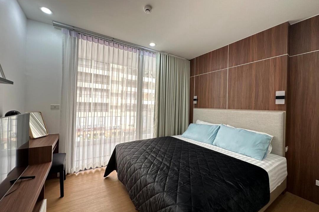 Photo of Bedroom in Khlong Toei Nuea