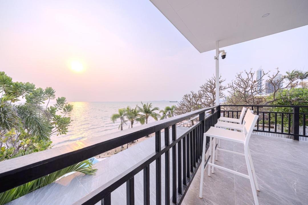 Photo of Patio Balcony in Na Chom Thian