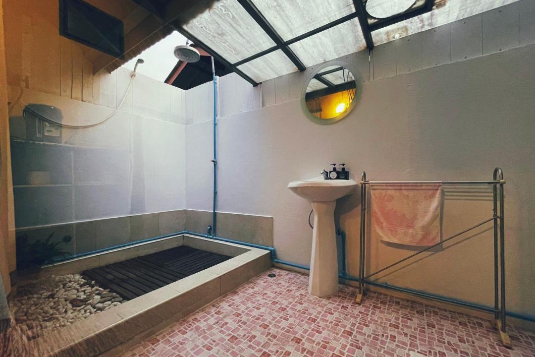 Photo of Bathroom in Mae Chan