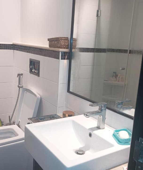 Photo of Bathroom in Trade Centre 1