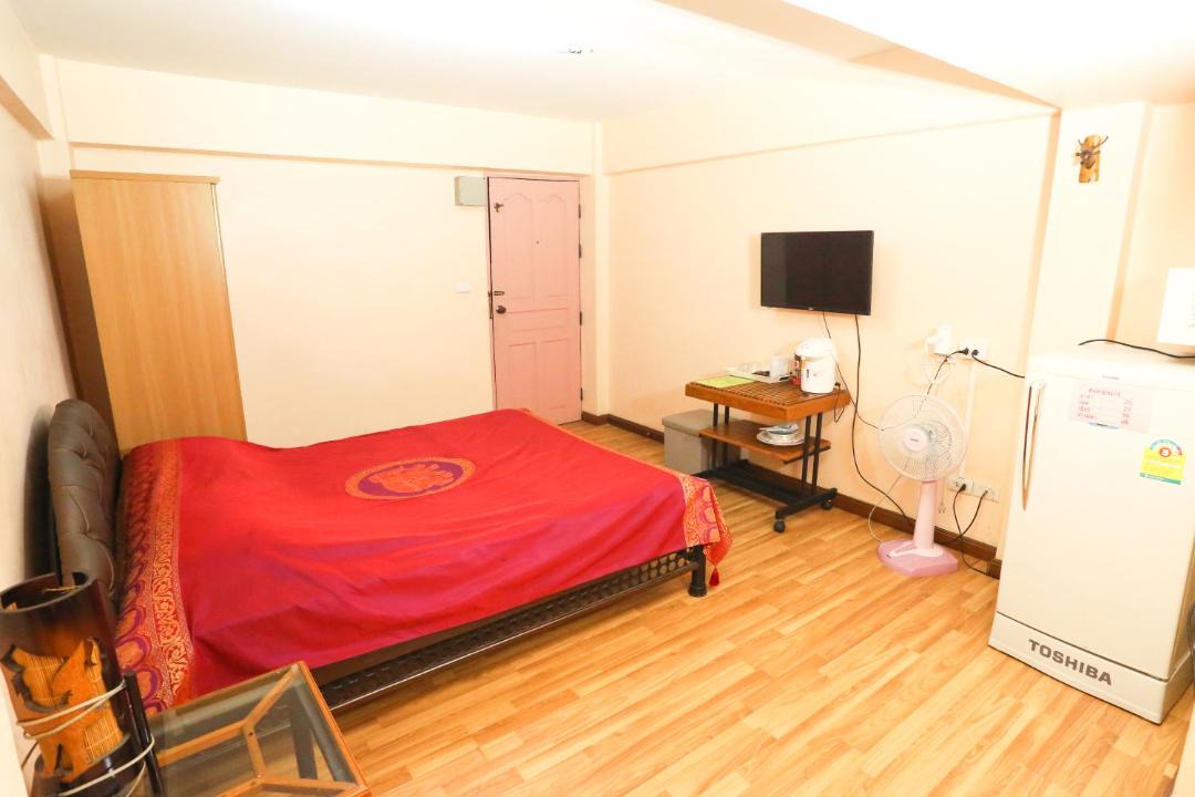 Photo of Bedroom in Khanna Yao