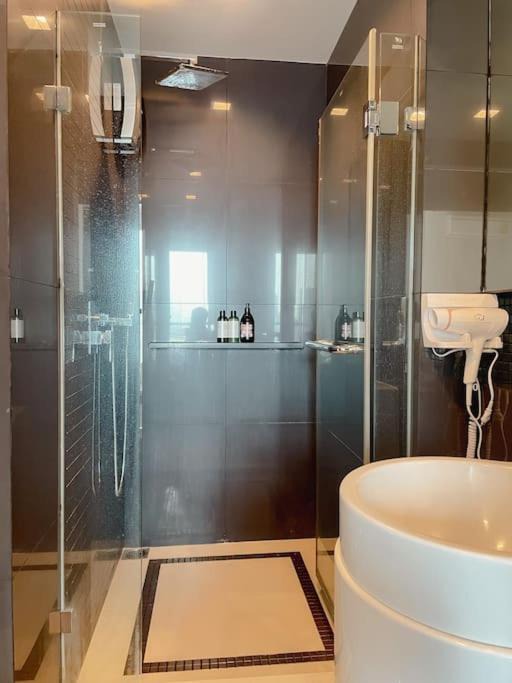 Photo of Bathroom in Yan Nawa
