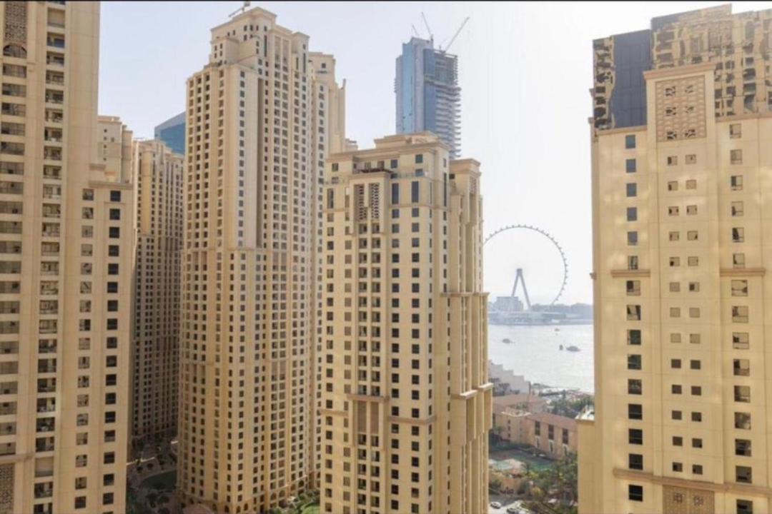 Photo of Buildings in Dubai Marina