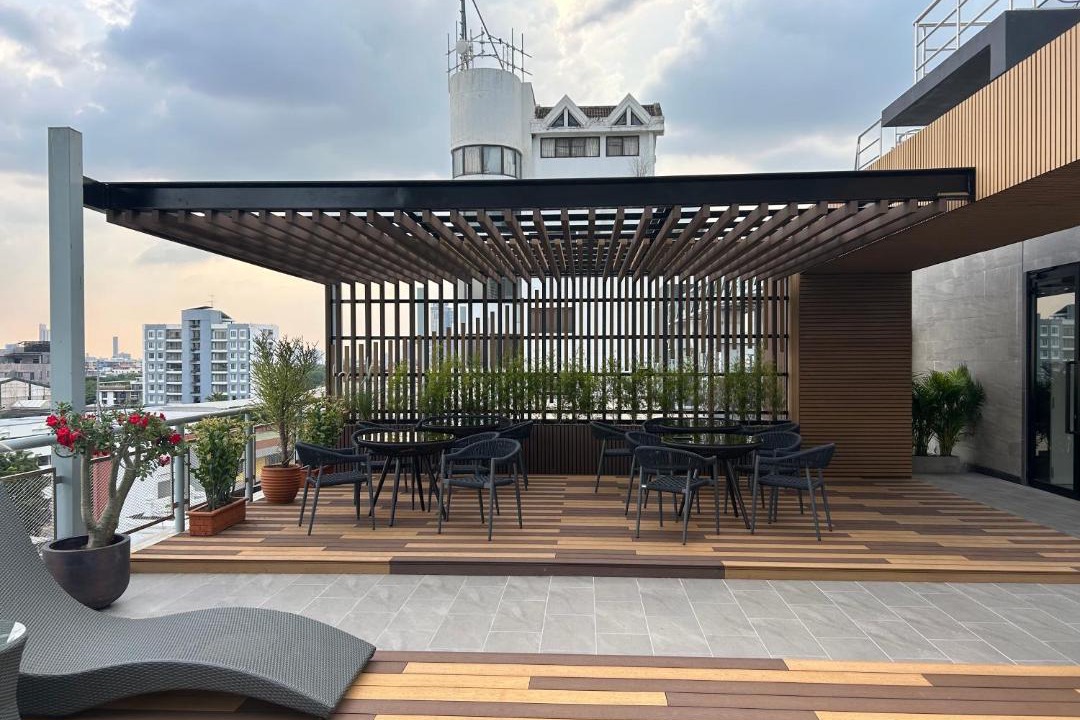 Photo of Patio Balcony in Yan Nawa