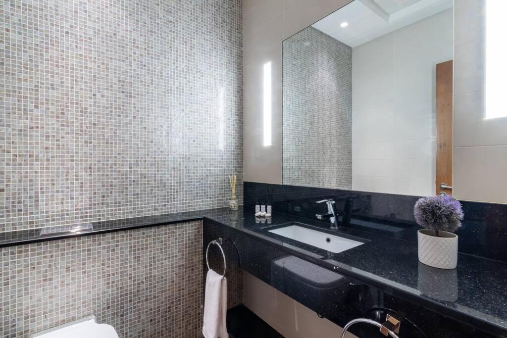 Photo of Bathroom in DIFC