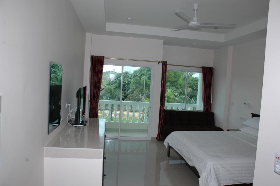 Photo of Bedroom in Pong