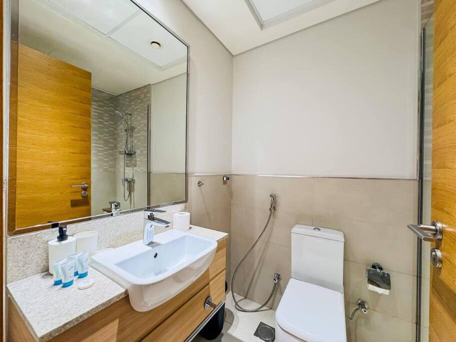 Photo of Bathroom in Jebel Ali
