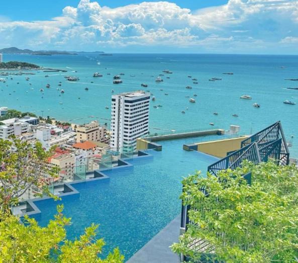 Photo of Others in Pattaya Bay