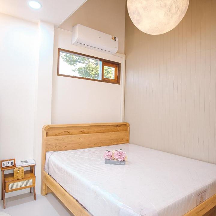Photo of Bedroom in U Thong