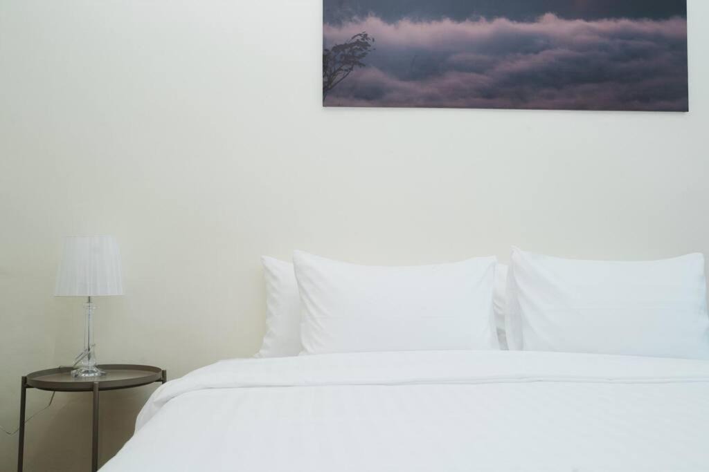 Photo of Bedroom in Yan Nawa