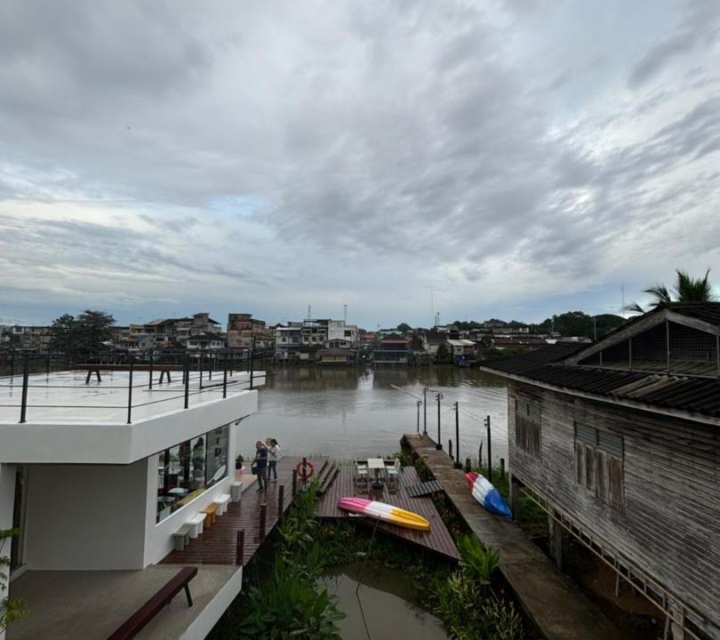 Photo of Buildings in Tha Kham
