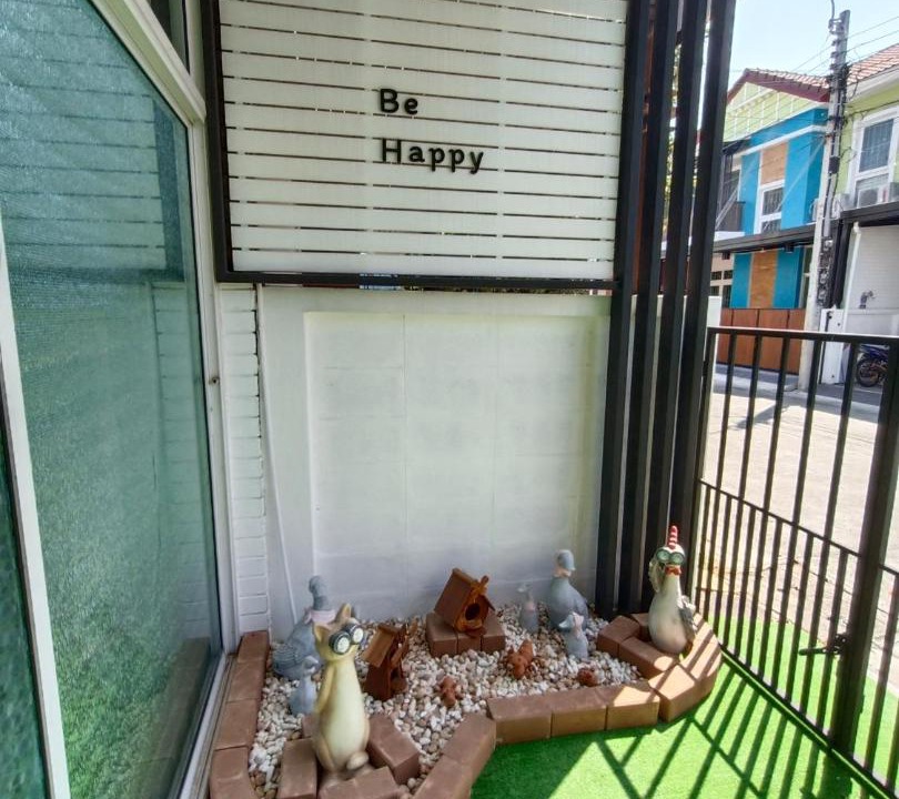 Photo of Patio Balcony in Bang Rak Phatthana