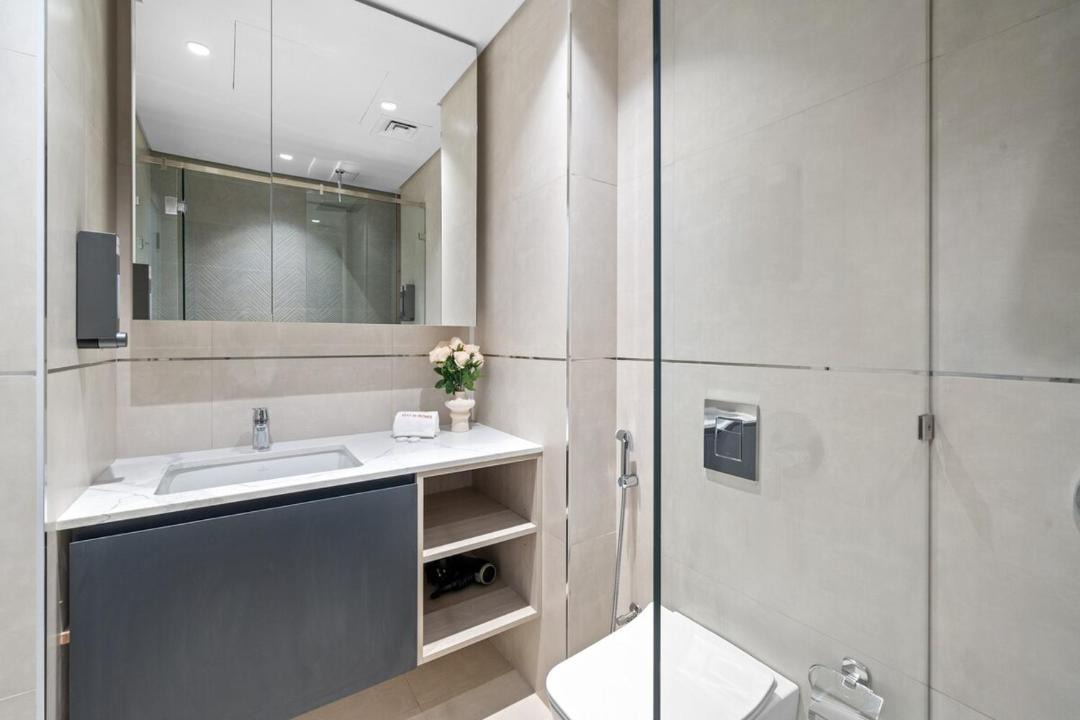 Photo of Bathroom in Discovery Gardens