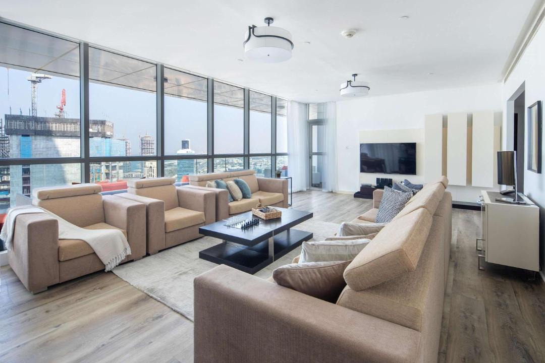 Photo of Livingroom in Trade Centre 1