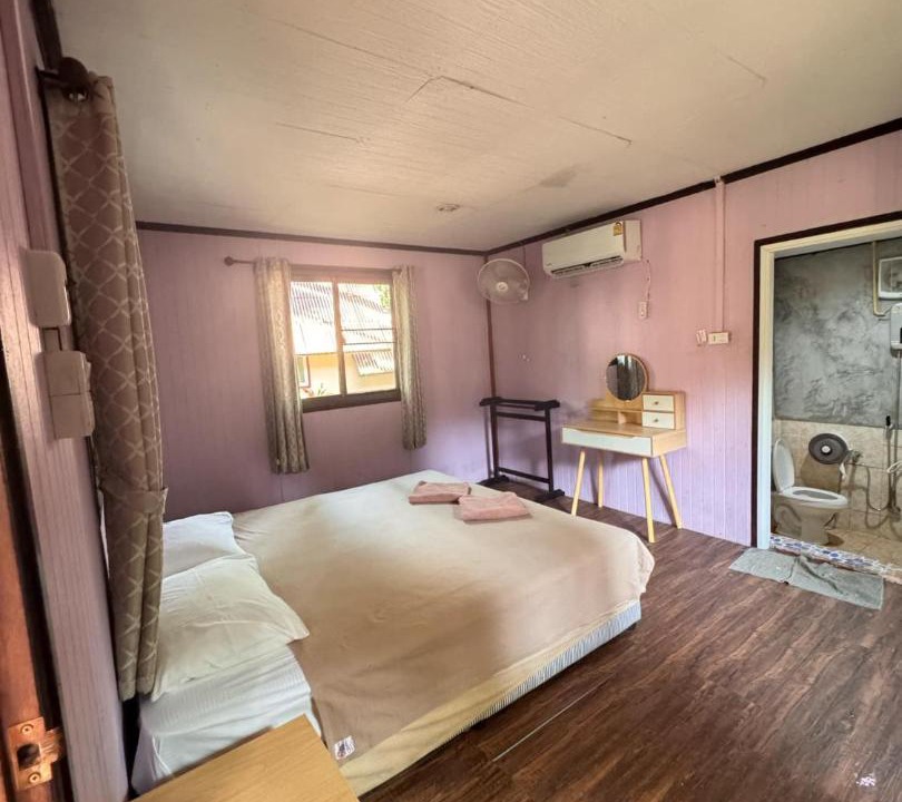 Photo of Bedroom in Khlong Sok