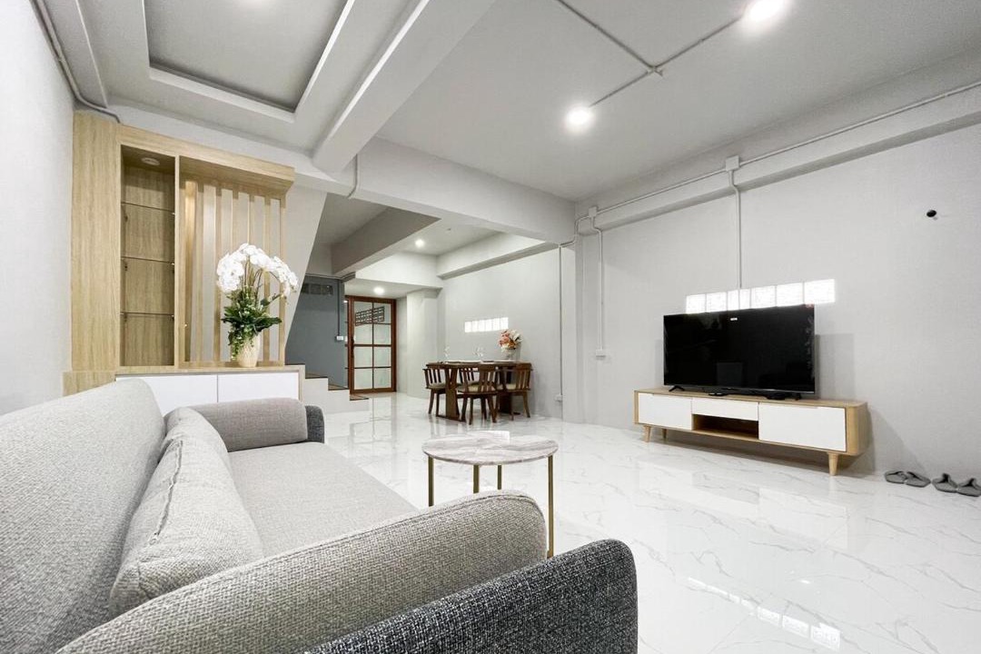 Photo of Livingroom in Nuea Khlong