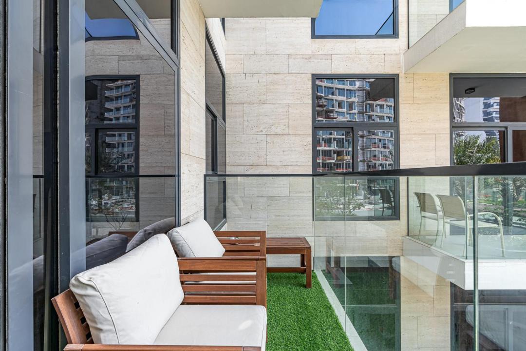 Photo of Patio Balcony in Al Barsha