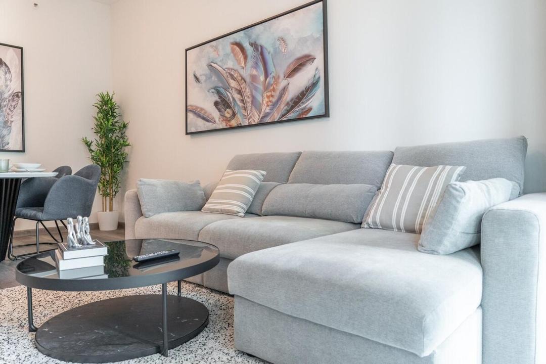 Photo of Livingroom in Trade Centre 1