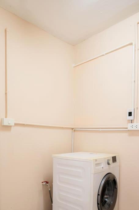 Photo of Bathroom in Bang Lamphu Lang