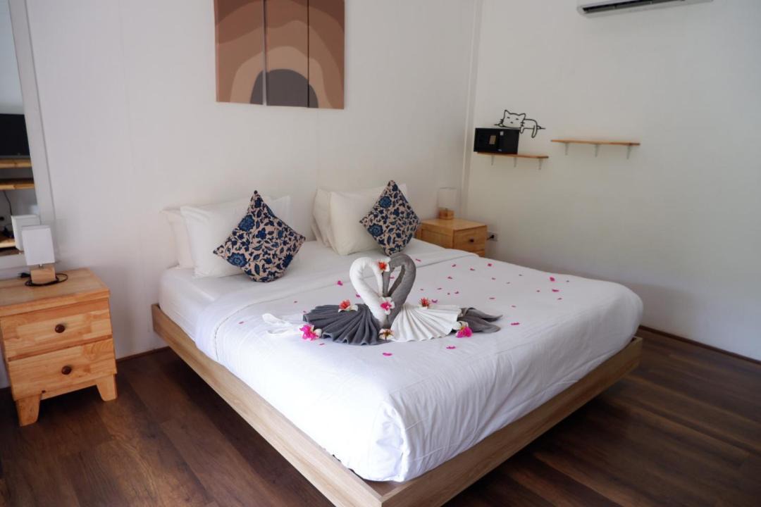 Photo of Bedroom in Haad Yao
