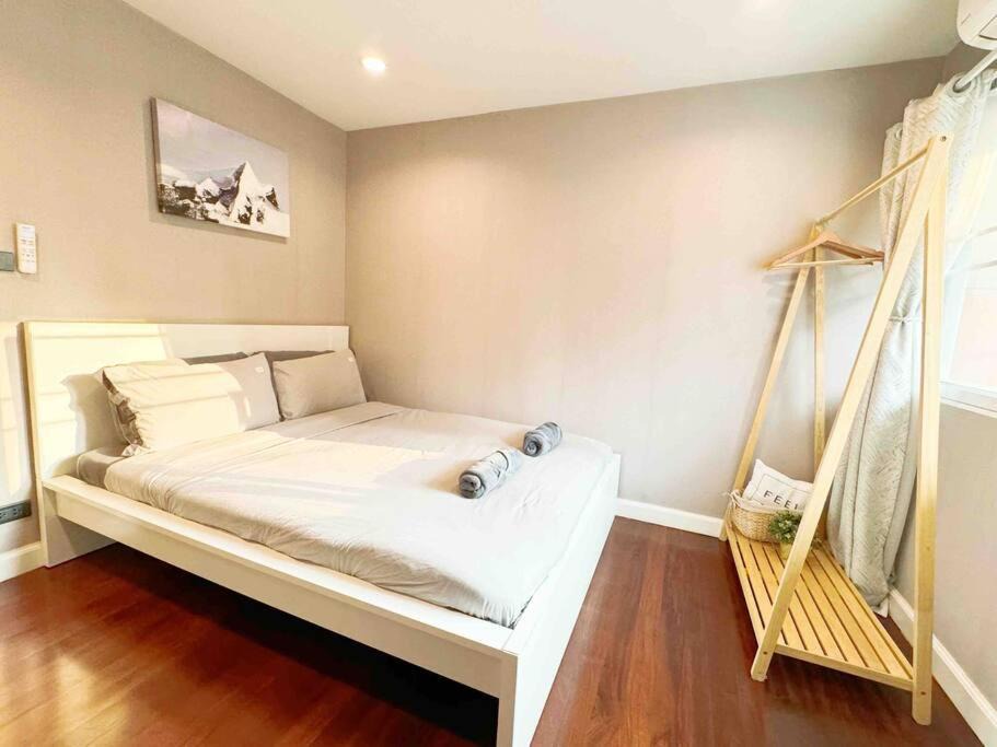 Photo of Bedroom in Bang Rak