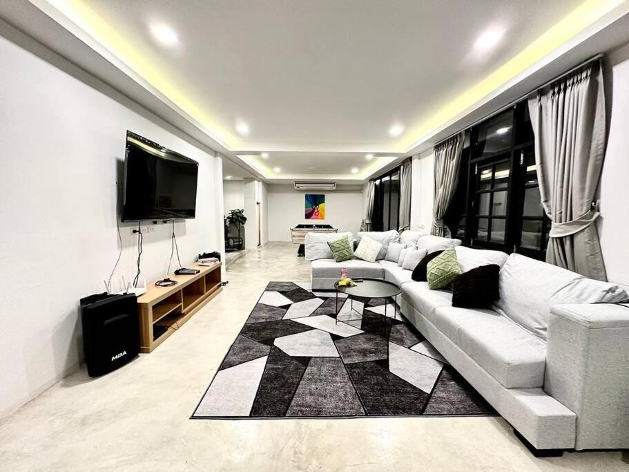 Photo of Livingroom in Hua Mak