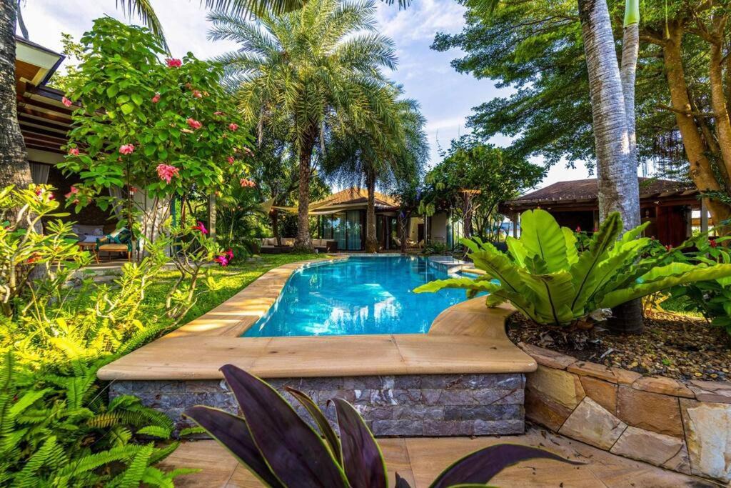 Photo of Outdoor in Hin Lek Fai