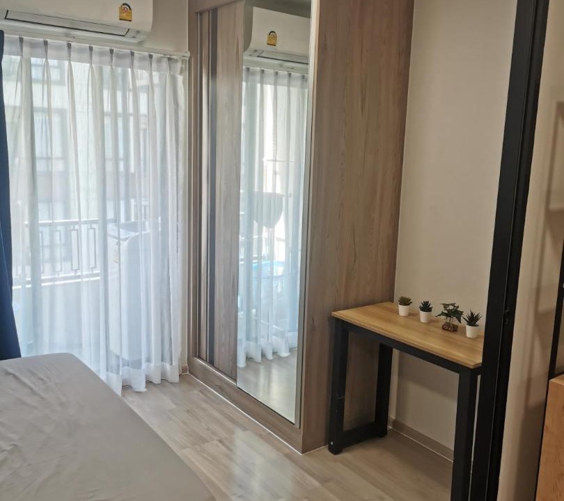 Photo of Bedroom in Khlong Thanon