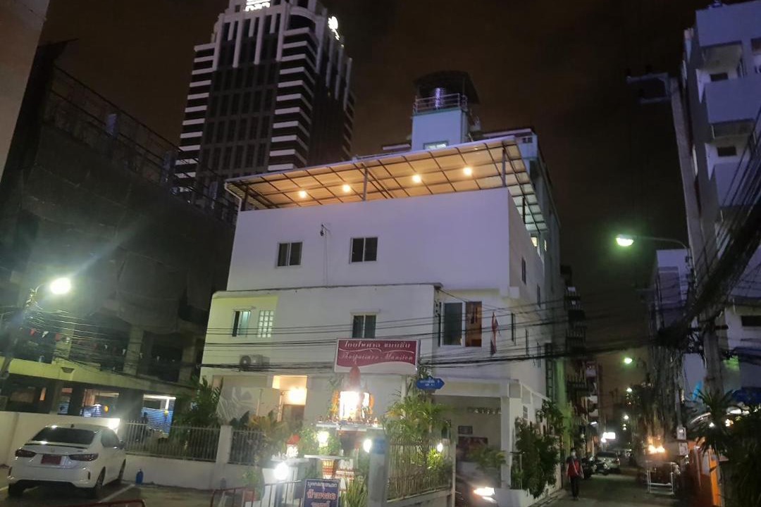 Photo of Buildings in Chom Phon