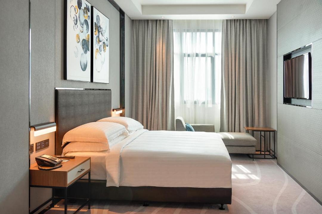 Photo of Bedroom in Al Muraqqabat
