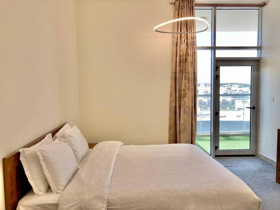 Photo of Bedroom in Discovery Gardens