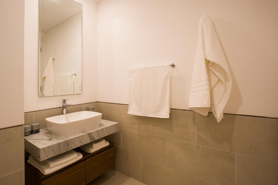 Photo of Bathroom in Umm Suqeim 3