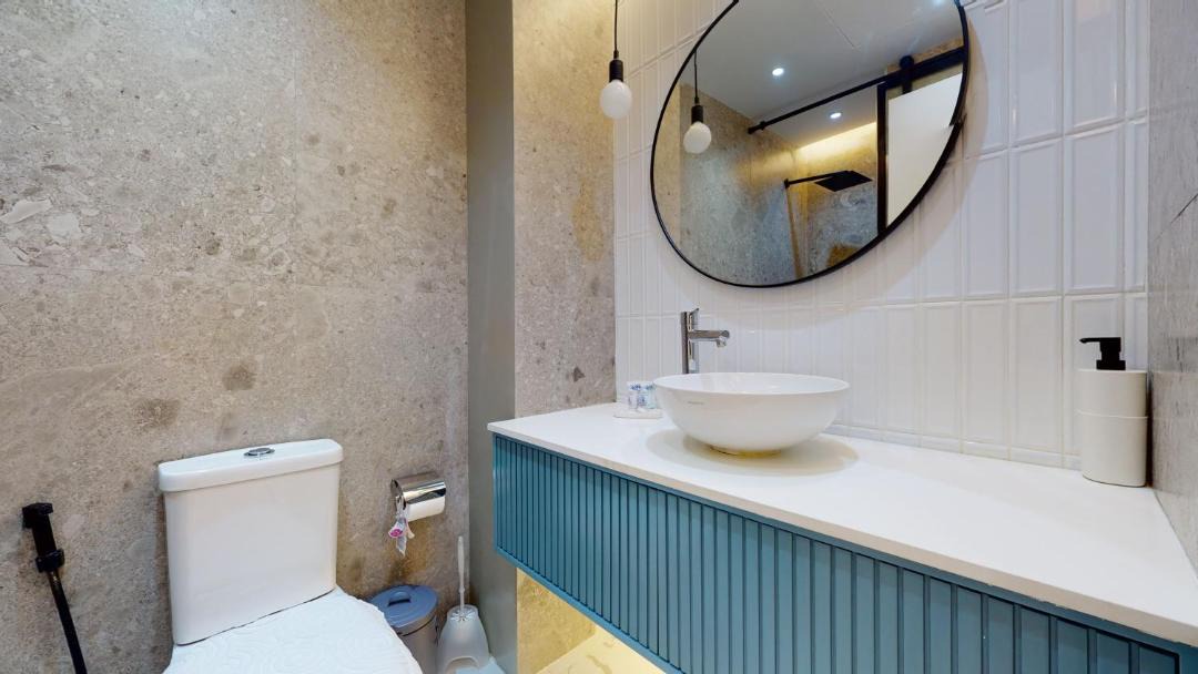 Photo of Bathroom in Jumeirah Lake Towers