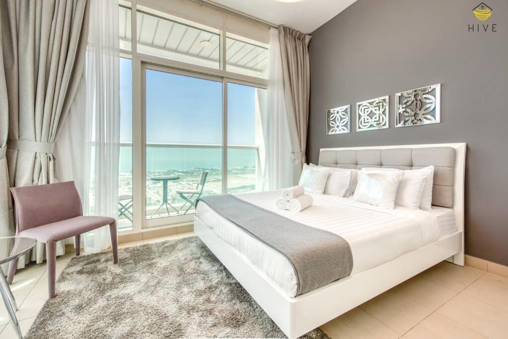 Photo of Bedroom in Al Sufouh 1