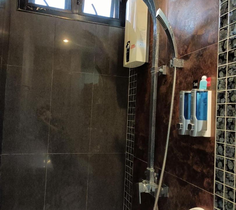 Photo of Bathroom in Mae Jo