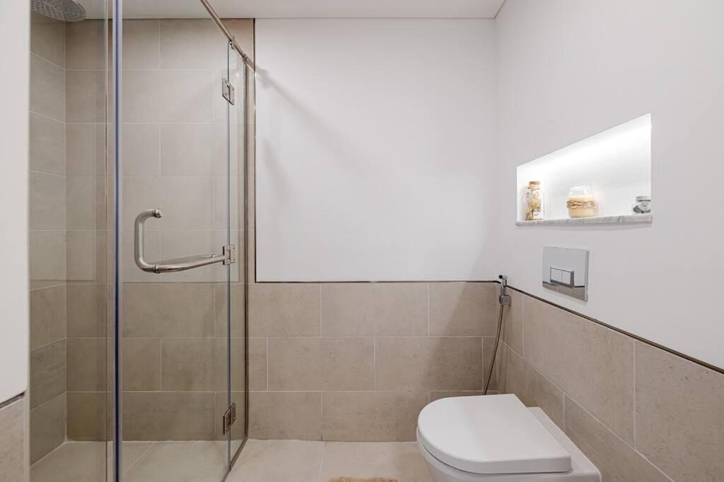 Photo of Bathroom in Umm Suqeim 3