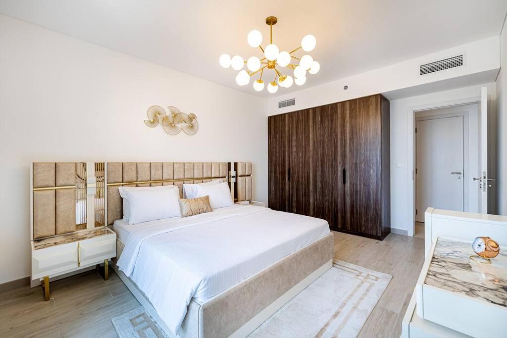 Photo of Bedroom in Umm Suqeim 3