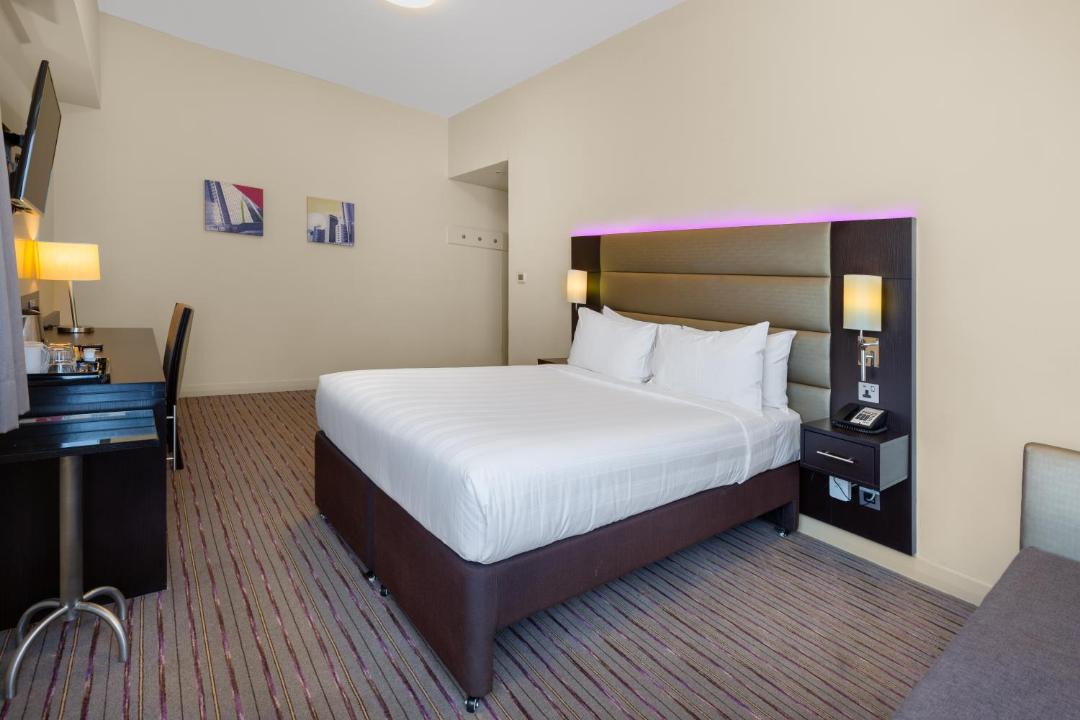 Photo of Bedroom in Discovery Gardens