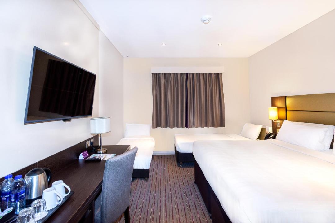 Photo of Bedroom in Discovery Gardens