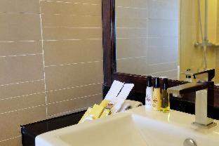 Photo of Bathroom in Trang