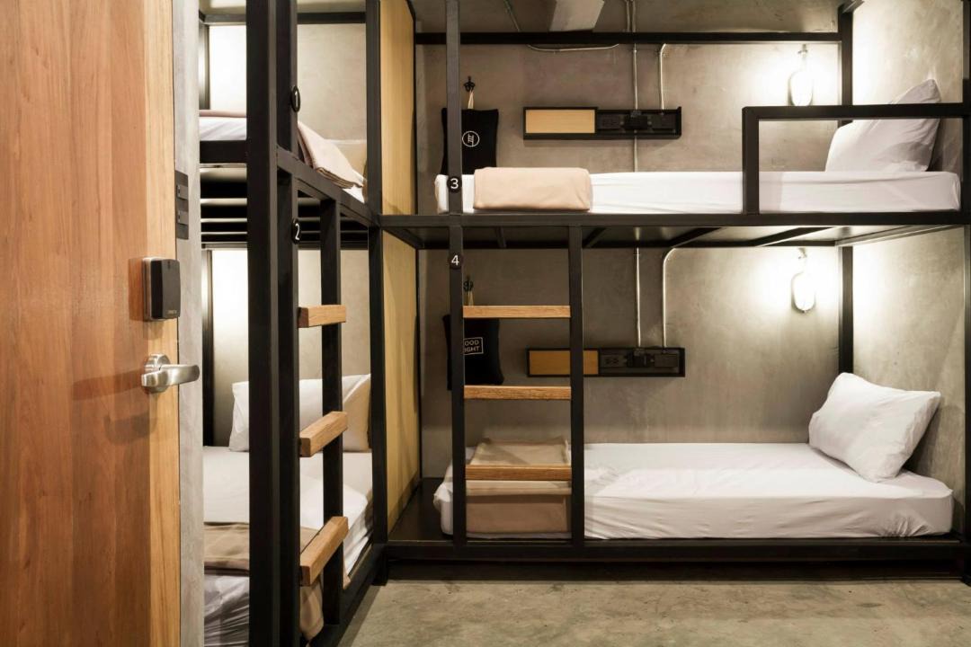 Photo of Bedroom in Thanon Phetchaburi