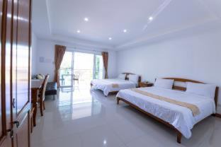 Photo of Bedroom in Warin Chamrap