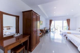 Photo of Bedroom in Warin Chamrap