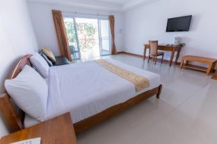 Photo of Bedroom in Warin Chamrap