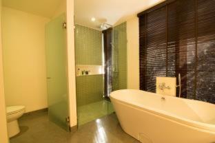 Photo of Bathroom in Pak Nam Pran