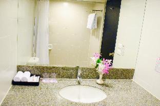 Photo of Bathroom in Nana