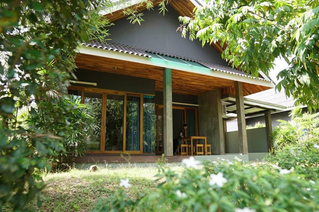 Photo of Others in Bang Mak