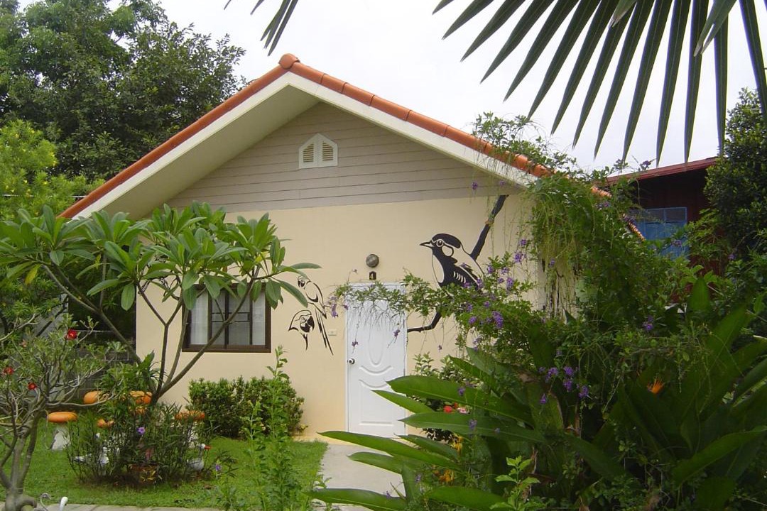 Photo of Buildings in Warin Chamrap