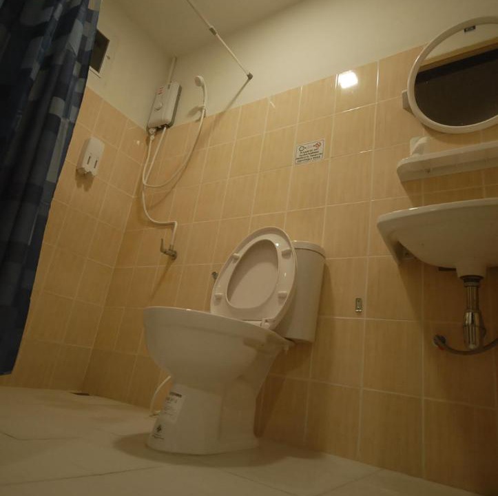 Photo of Bathroom in Hua Lamphong