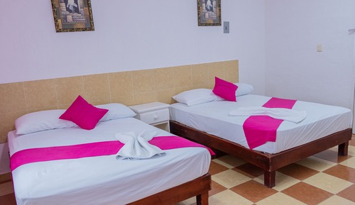 Standard Room, 2 Double Beds